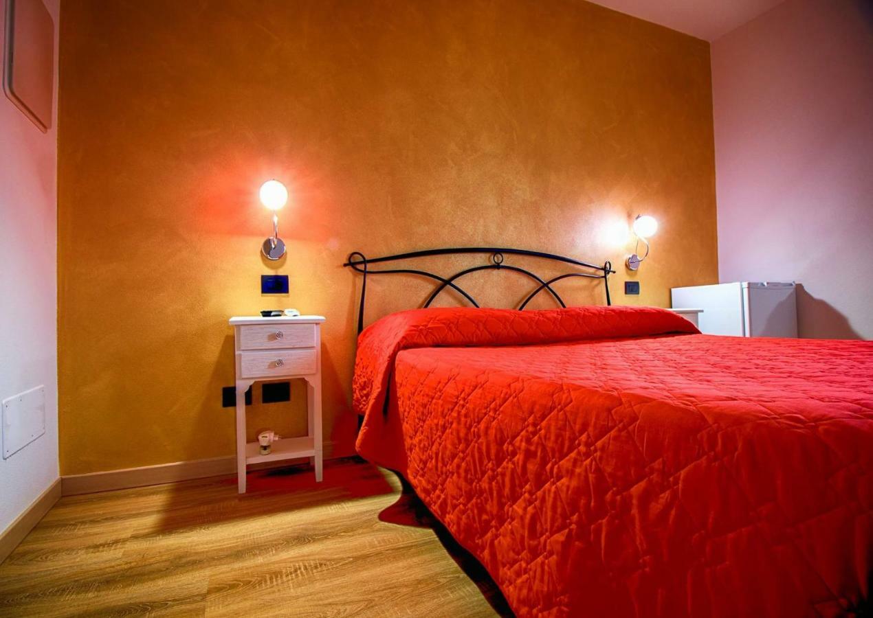 מלון פסקיארה דל גארדה La Casa Dei Nonni Sul Garda מראה חיצוני תמונה