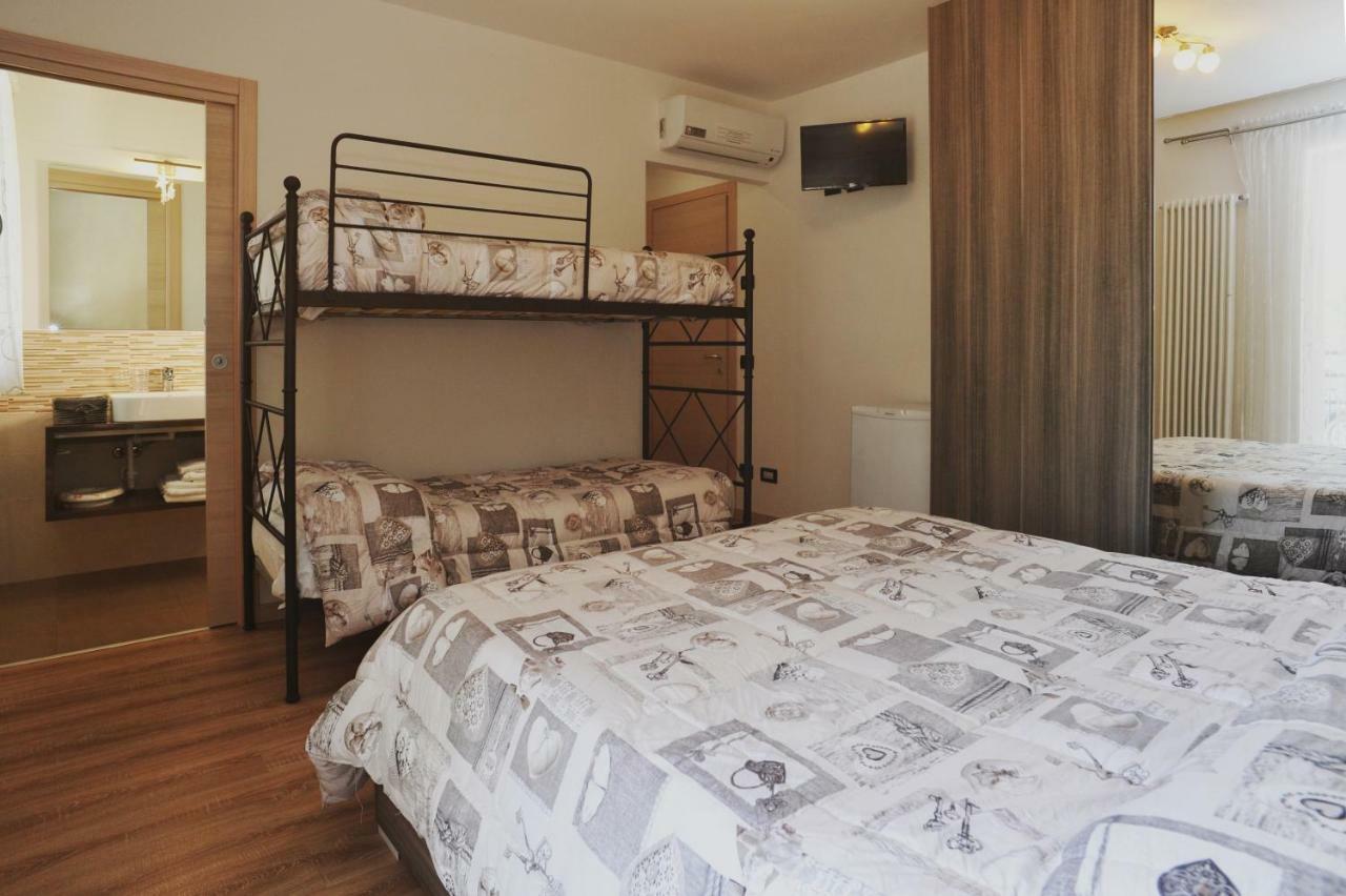 מלון פסקיארה דל גארדה La Casa Dei Nonni Sul Garda מראה חיצוני תמונה